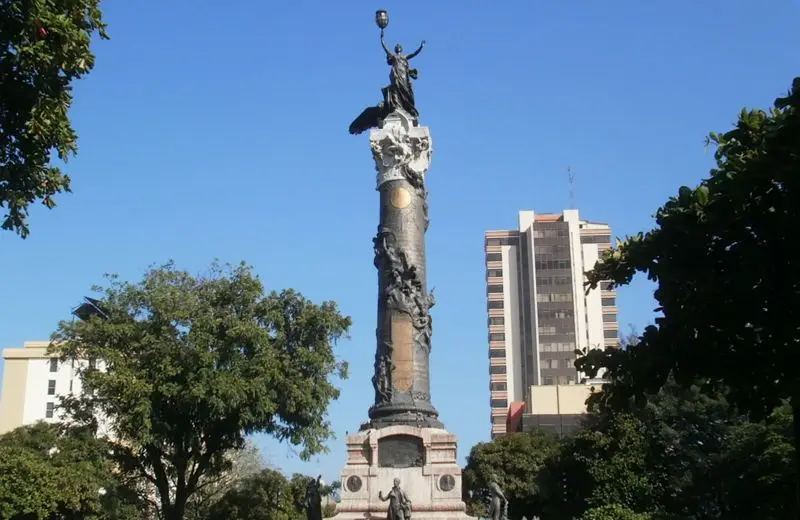 La Revolución e Independencia de Guayaquil 9 de Octubre de 1820