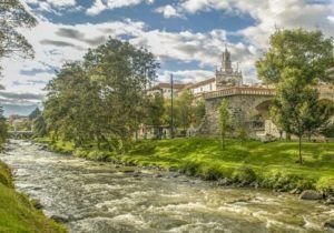 Santa Ana de los Ríos de Cuenca Río Tomebamba