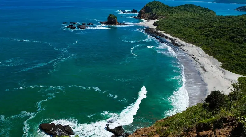 Parque Nacional Machalilla Manabí Ecuador Feriados 2024