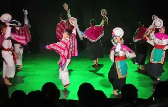 Jaway Jaway Danzantes de Nuestra Tierra