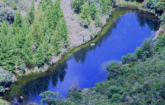 Laguna Encantada de Chillacocha